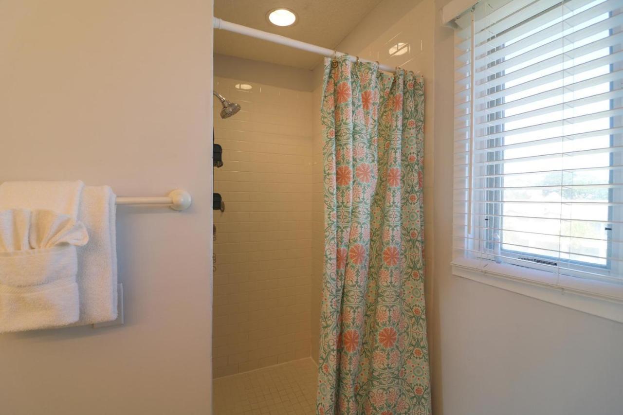 Villa Madelyn'S Oceanview Tybee Island Exterior foto